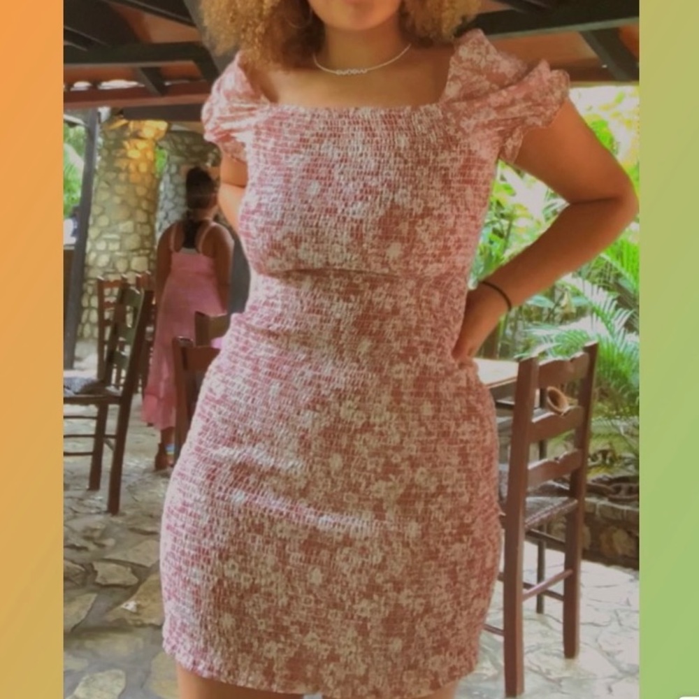 pink and white floral body con dress